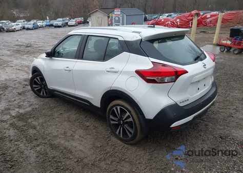 2020 Nissan Kicks Sr Xtronic Cvt z USA, uszkodzony, nr VIN 3N1CP5DV6LL533850